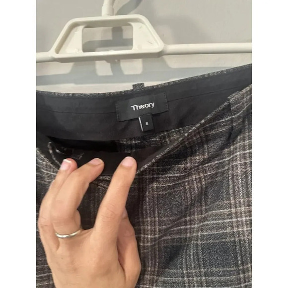 Theory Womens Slim Cropped Pant in Plaid Wool Size 8 1087 - Picture 6 of 11